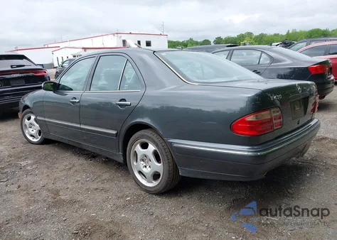 2001 Mercedes-Benz E 430 из США, поврежденный, VIN WDBJF70J11B174815